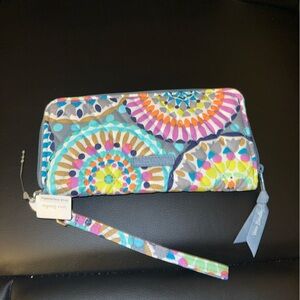 💚🩷 Slim Wristlet 🩶